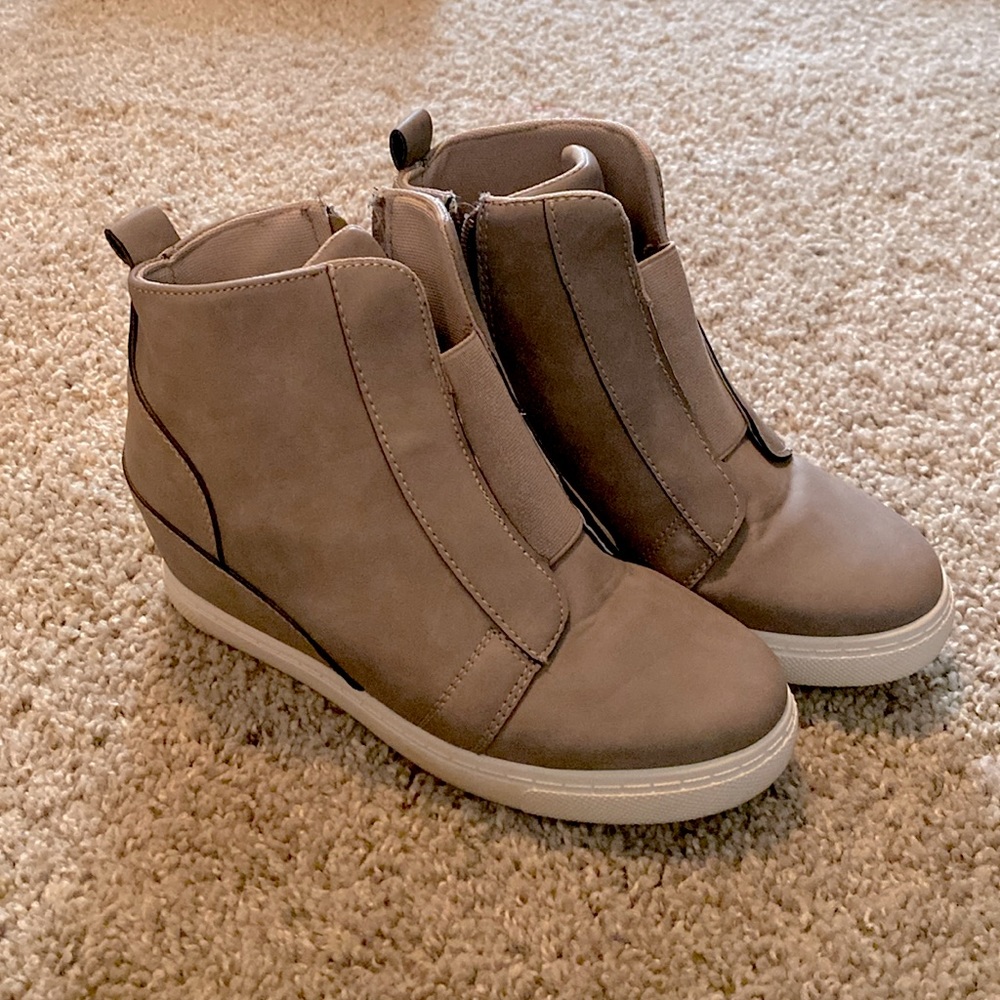 Boutique slip-on sneaker bootie. Gray. Worn 2x, no scratches. 2 inch heel.